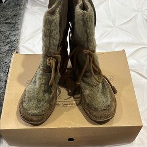 Nine West Vintage American Collection Brown Fur Winter Suede Boots